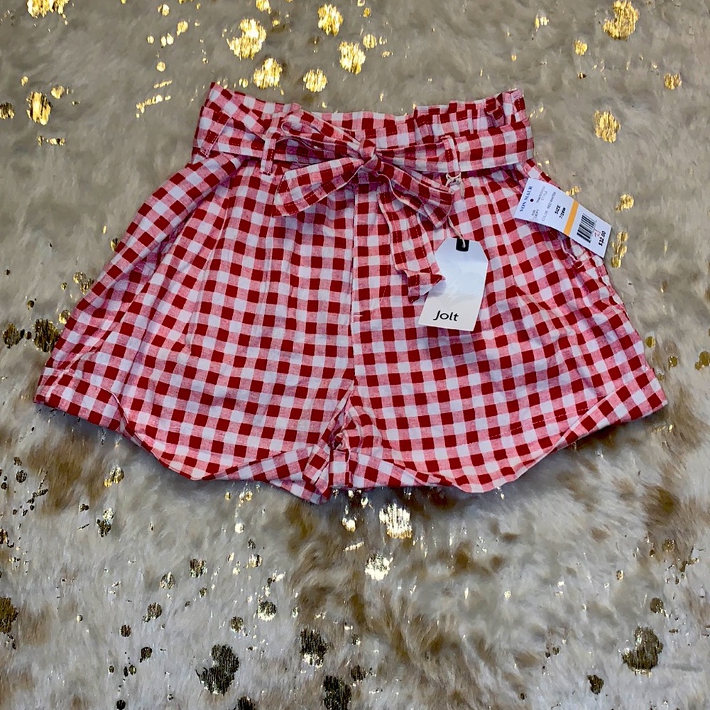 New with tags red and white gingham flowy shorts